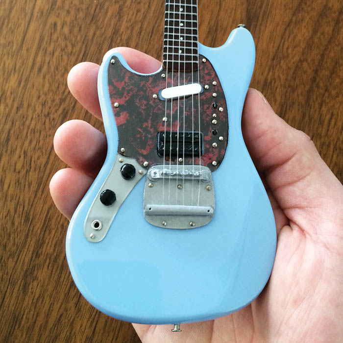 Fender(Tm) Mustang Solid Blue Model - miniatura kytary